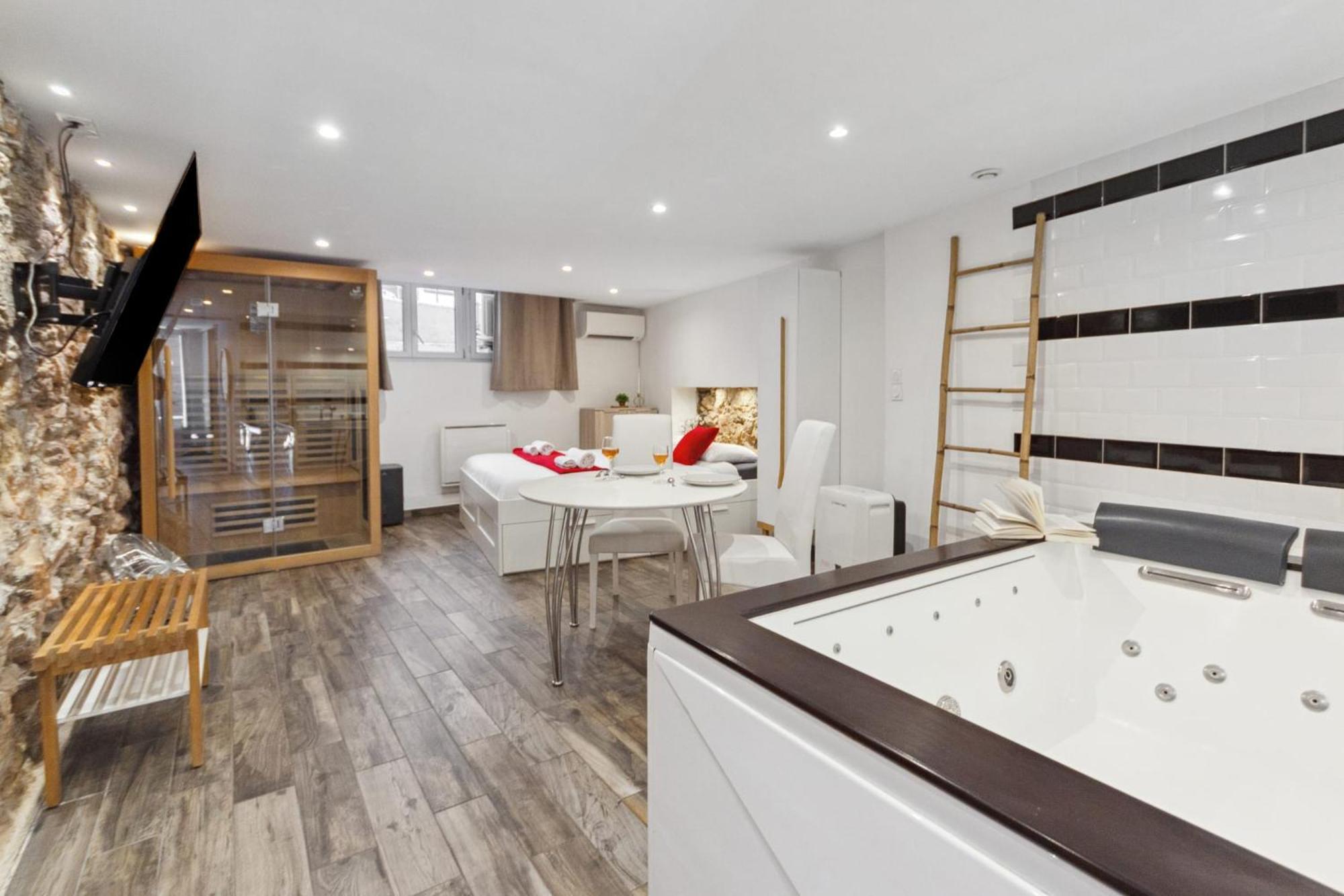 La Confidentielle - Balneo - Sauna - Hypercentre - Ac * Cannes